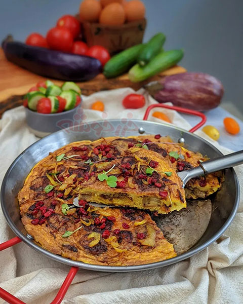 kuku-bademjan-eggplant-frittata_khazarkhooshe_img-w480h600-01